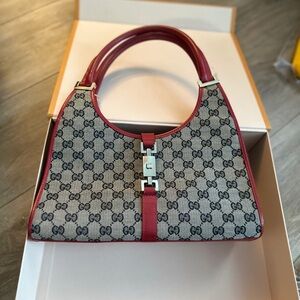 Gucci
Jackie 1961 leather handbag